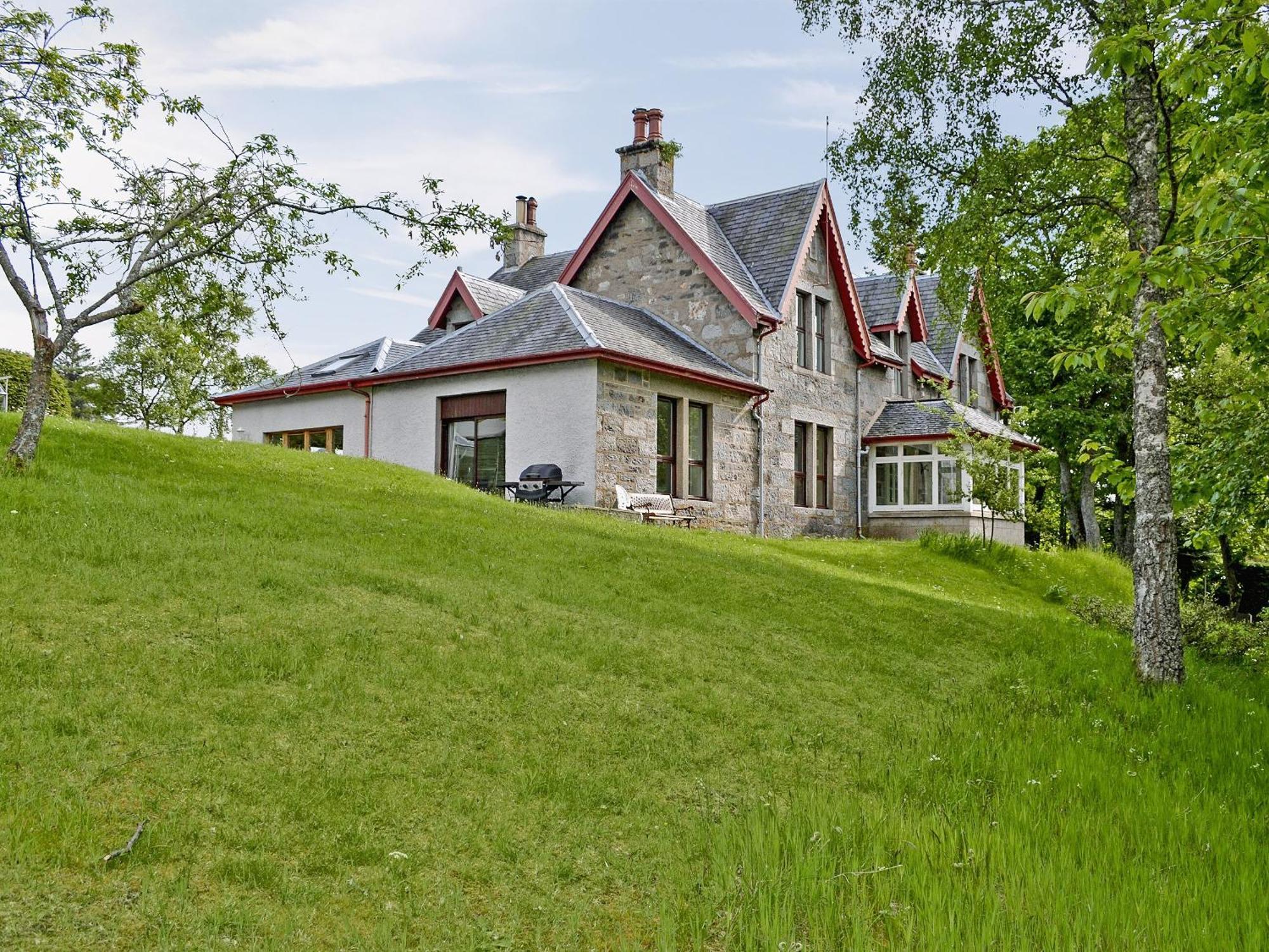 Treetops Newtonmore Exterior photo